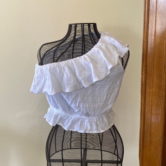 Size large American Eagle one sleeve top - Picture 2 of 5